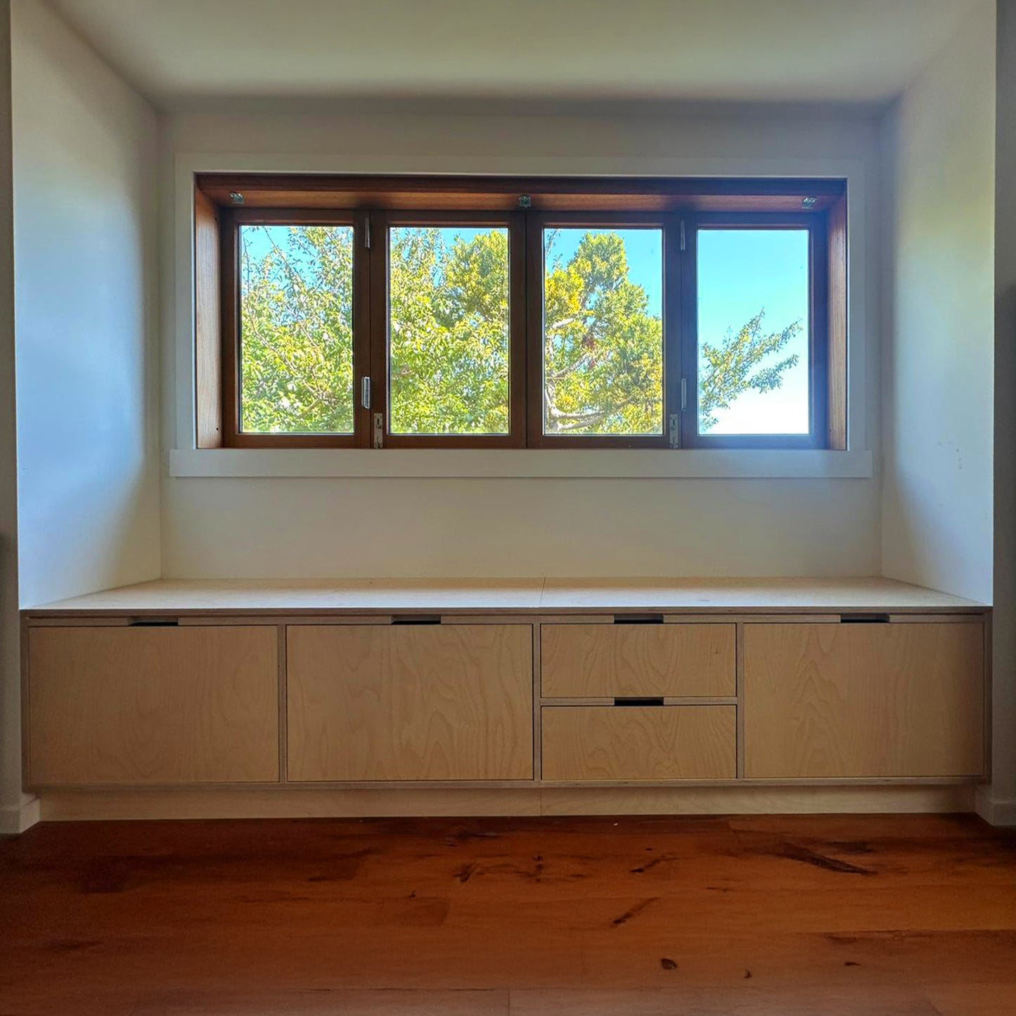 5 Drawer Plywood Bench Seat