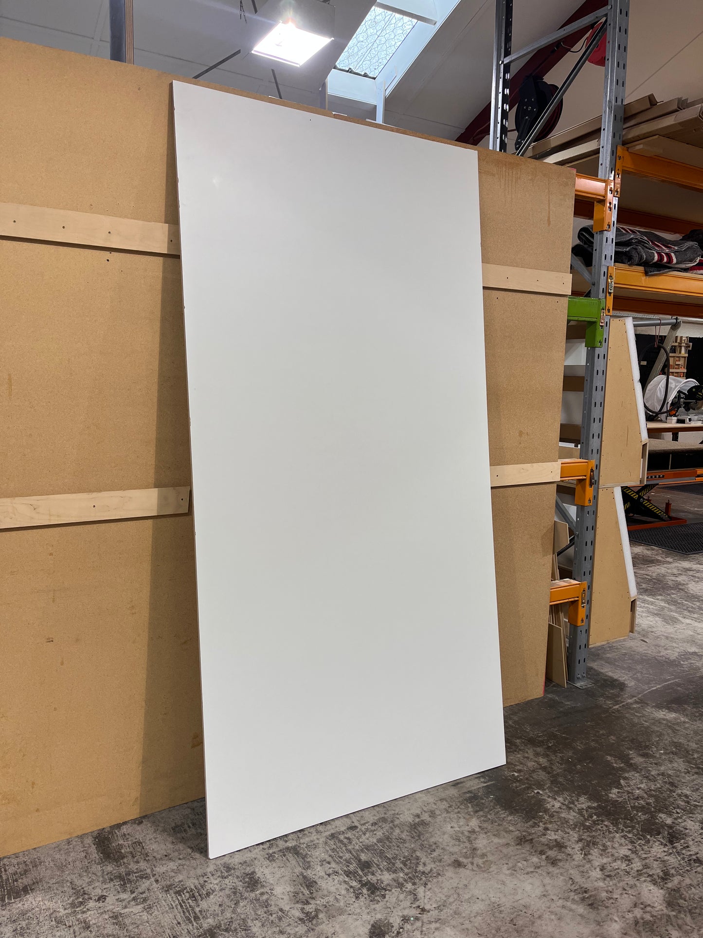 18mm/13ply White Melamine on Birch Core Plywood